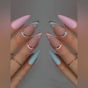 Long Almond Heart Pattern Press-On Nails